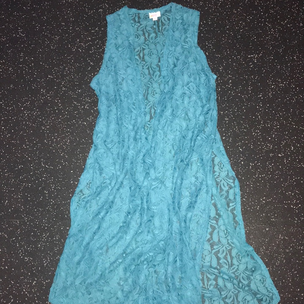 M LuLaRoe Joy - EUC - worn only once